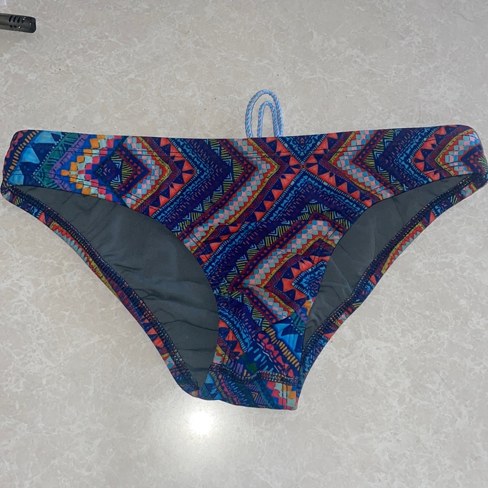Andy style Jolyn bottom